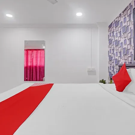 Hotel O New Lakeview Palace